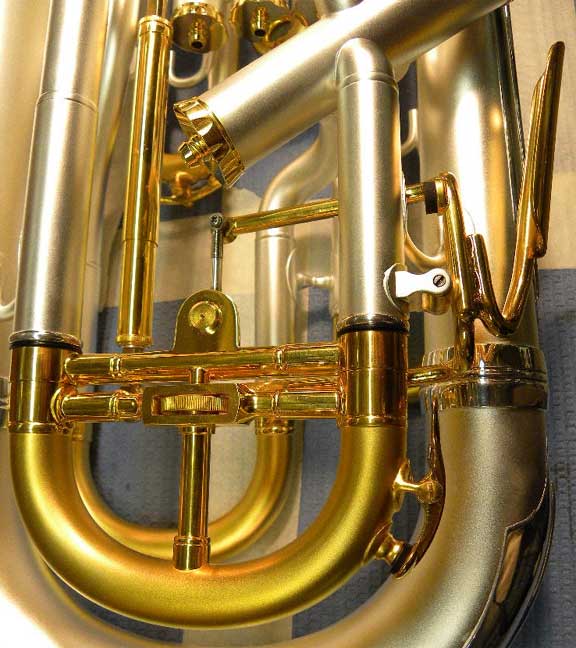 A little euphonium bling is a good thing. Horn dorn! )